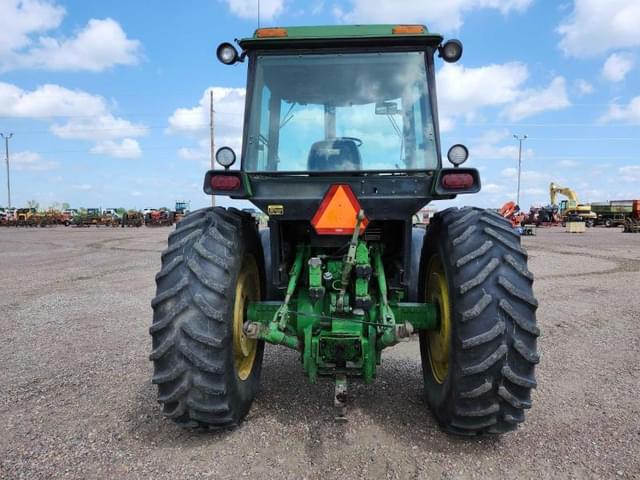 Image of John Deere 4450 equipment image 4