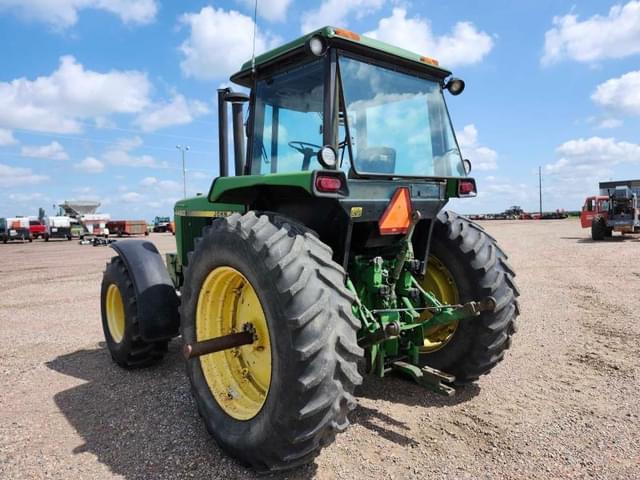 Image of John Deere 4450 equipment image 3