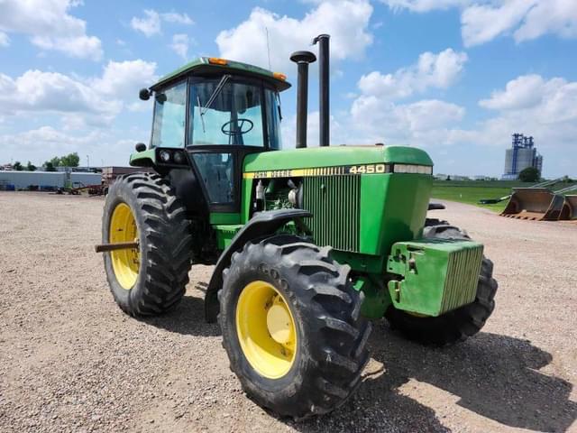 Image of John Deere 4450 equipment image 1