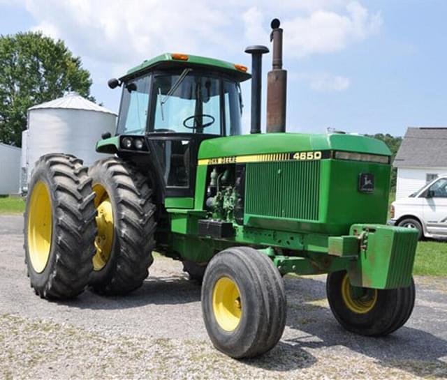 Image of John Deere 4650 equipment image 1