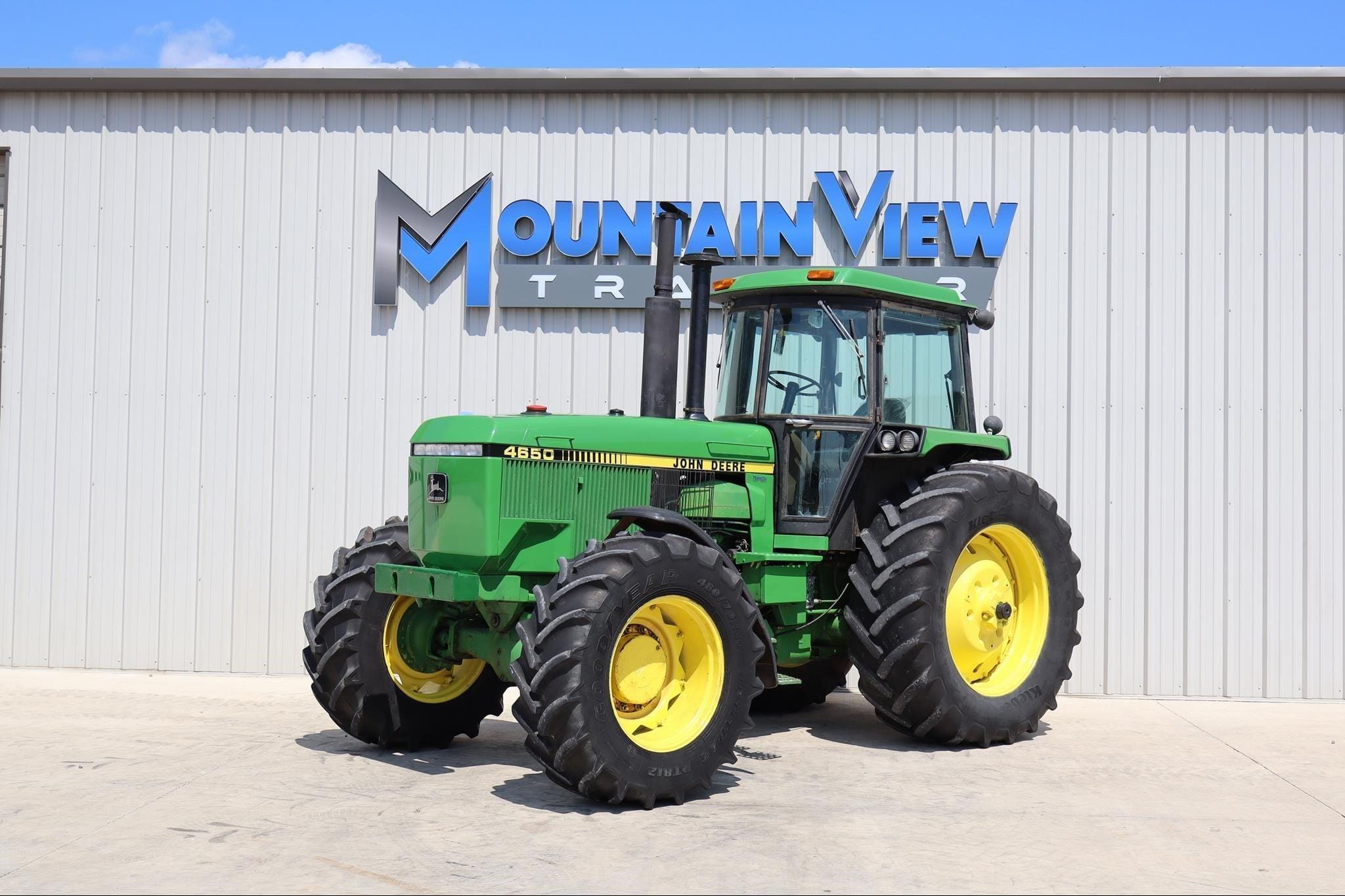 1988 John Deere 4650 Equipment Image0