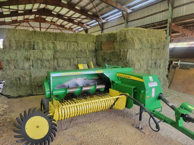 Image of John Deere 468 equipment image 1