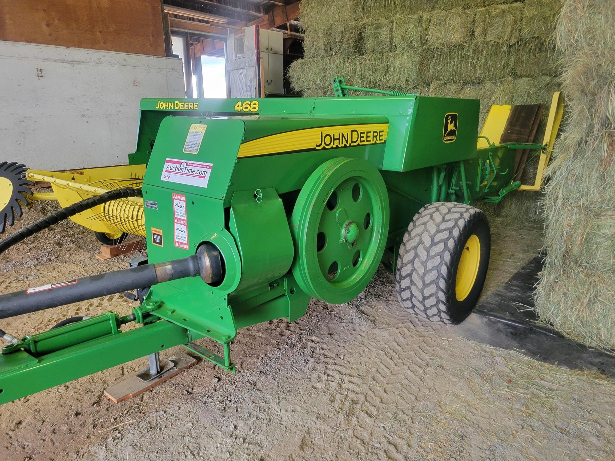 1988 John Deere 468 Equipment Image0