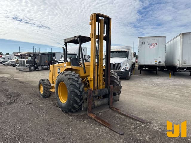 Image of John Deere 482C equipment image 2