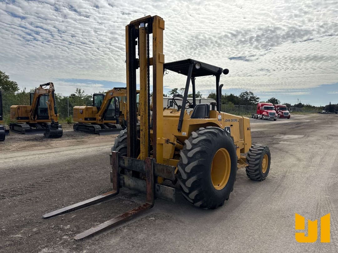 Image of John Deere 482C Primary image