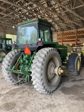 Image of John Deere 4850 equipment image 2