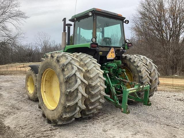 Image of John Deere 4850 equipment image 3