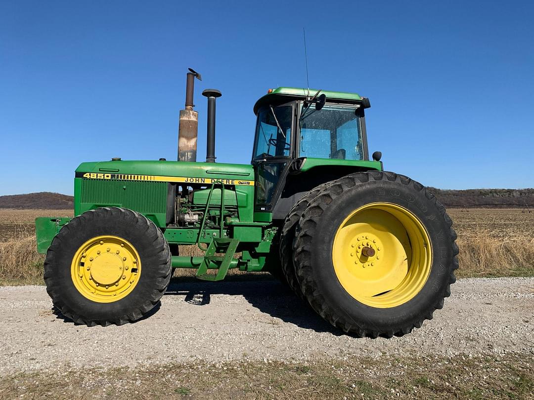 Image of John Deere 4850 Primary image