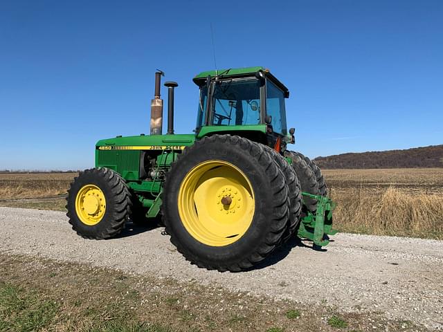 Image of John Deere 4850 equipment image 4