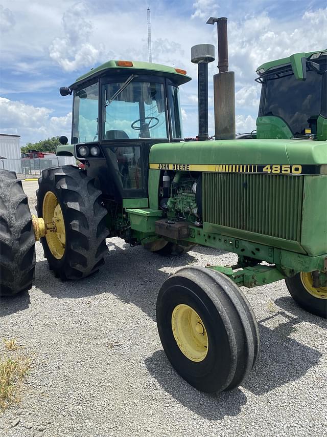 Image of John Deere 4850 equipment image 4