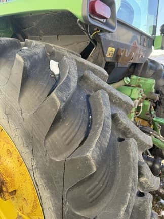 Image of John Deere 4850 equipment image 4