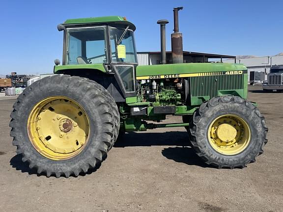 Image of John Deere 4850 equipment image 3