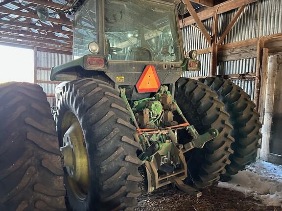 Image of John Deere 4850 equipment image 3