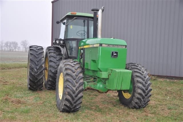 Image of John Deere 4850 equipment image 2