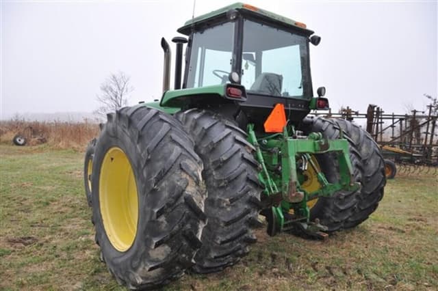Image of John Deere 4850 equipment image 3