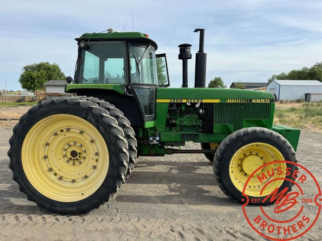 Image of John Deere 4850 equipment image 4