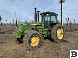 1988 John Deere 4850 Image
