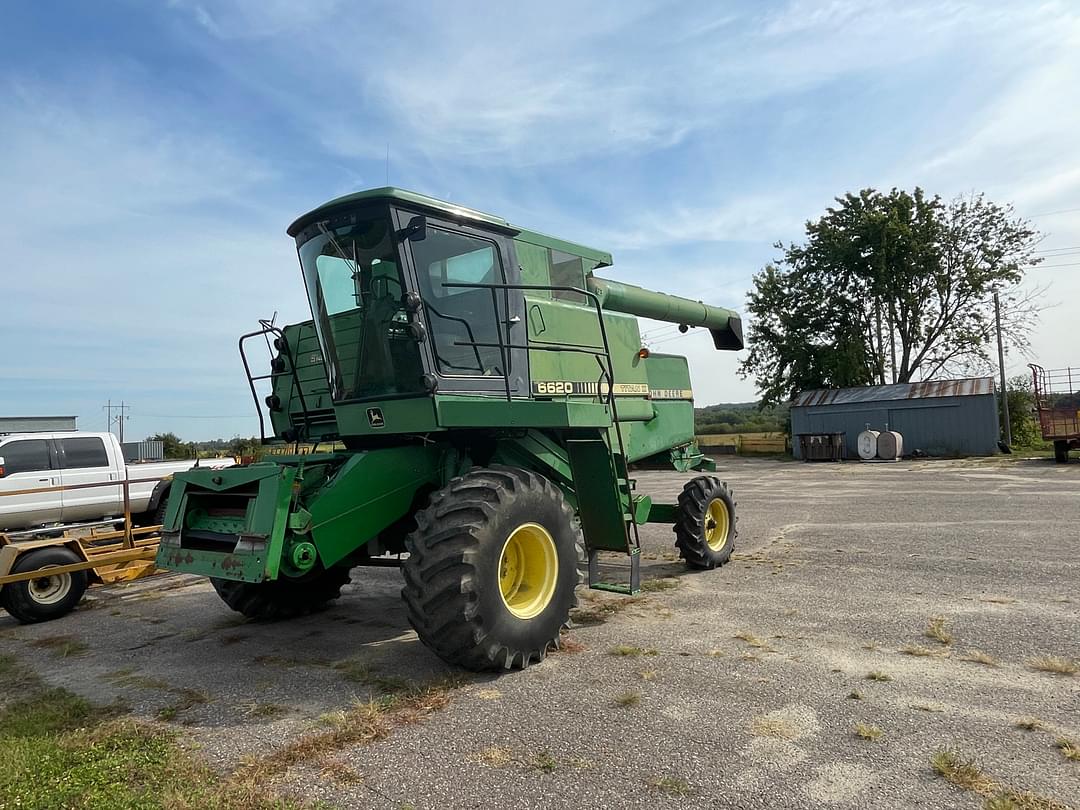 Image of John Deere 6620 Titan II Primary image