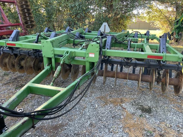 Image of John Deere 714 equipment image 2