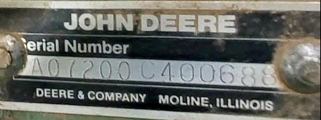 Image of John Deere 7200 equipment image 1