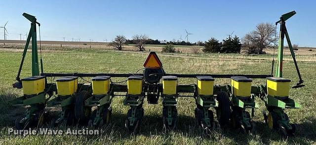 Image of John Deere 7300 equipment image 3