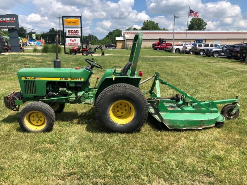 Main image John Deere 750