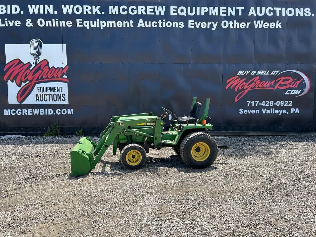 Image of John Deere 755 Primary image
