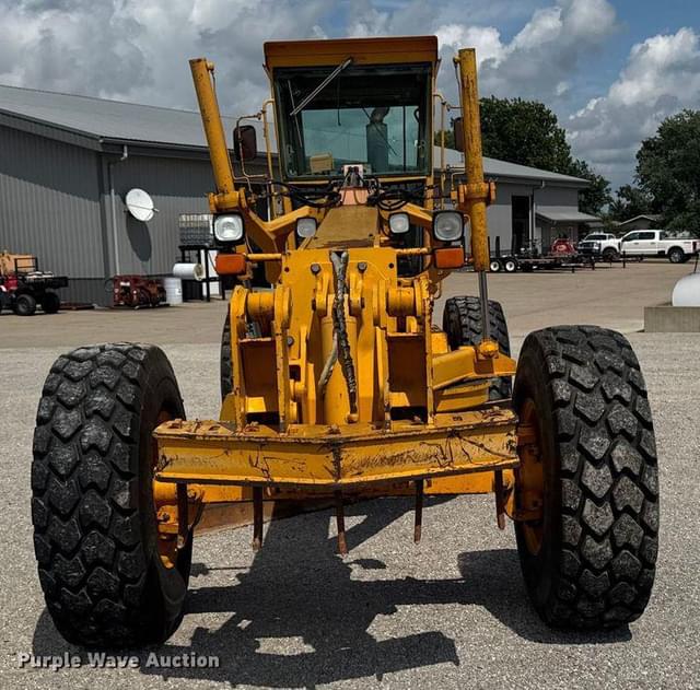 Image of John Deere 770B equipment image 1