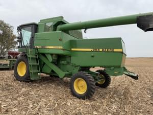 1988 John Deere 7720 Titan II Image