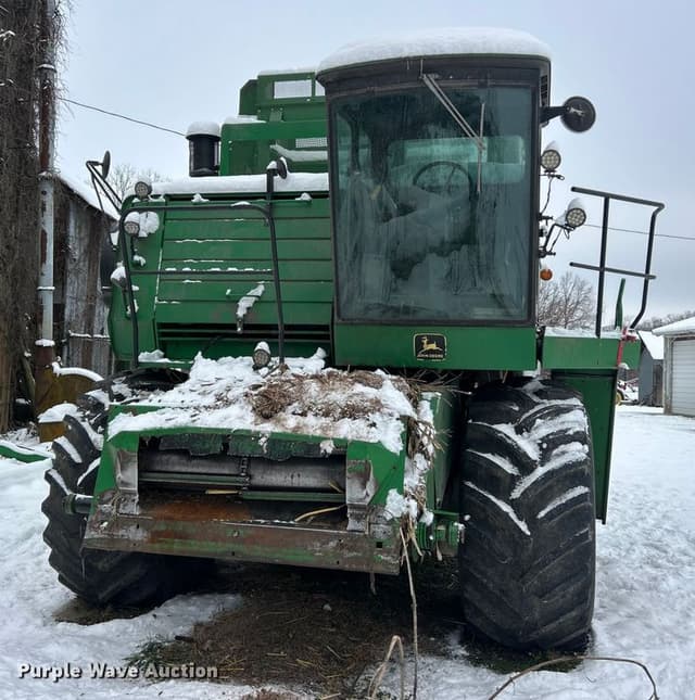 Image of John Deere 7720 Titan II equipment image 1
