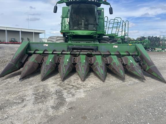 Image of John Deere 843 equipment image 1
