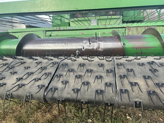 Image of John Deere 912 Image 0