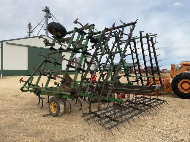 Image of John Deere 960 equipment image 2