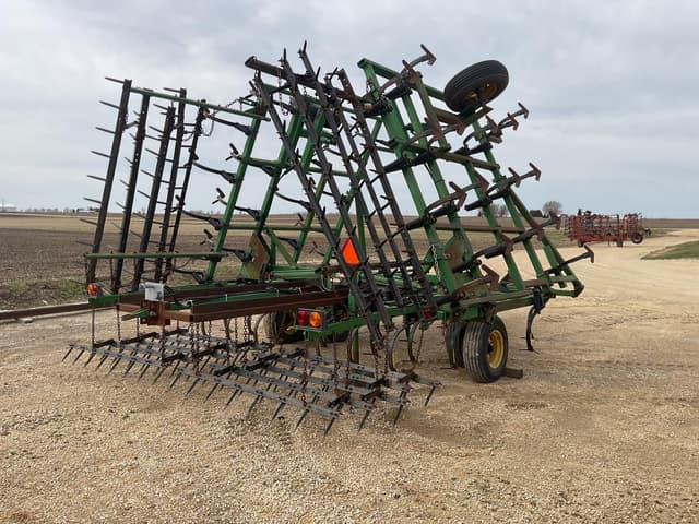 Image of John Deere 960 equipment image 4