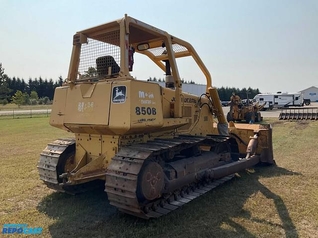 Image of John Deere 850B equipment image 4