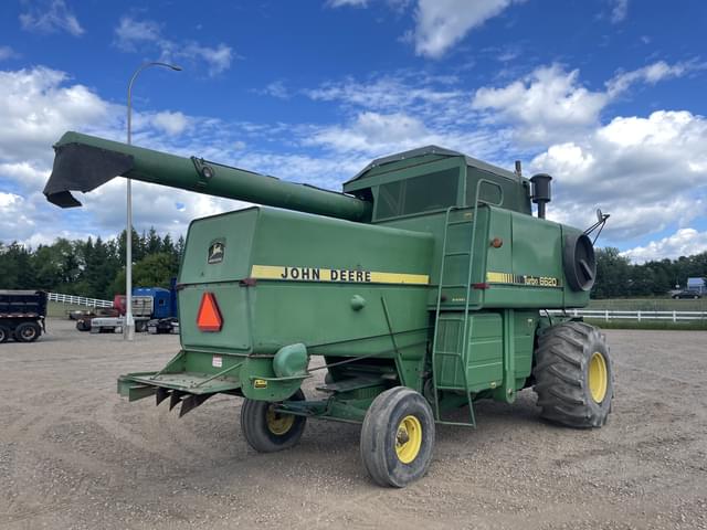 Image of John Deere 6620 equipment image 1