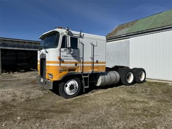 Main image Kenworth K100