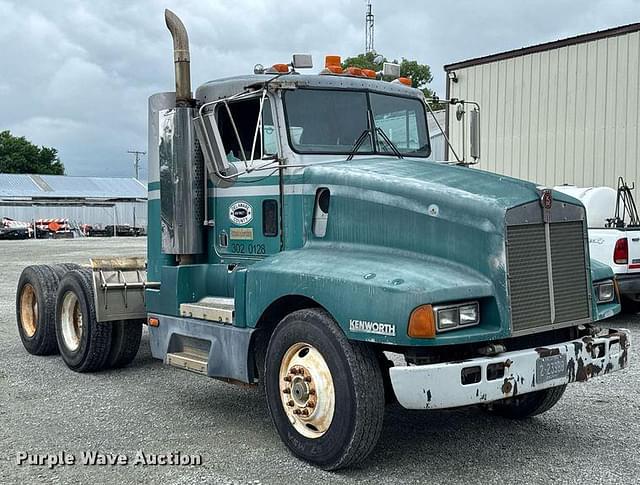Image of Kenworth T60 equipment image 2