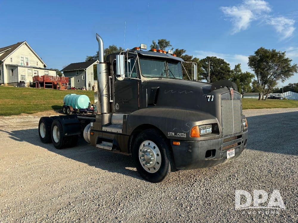 Image of Kenworth T600A Primary image