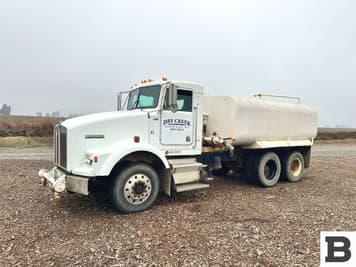 Main image Kenworth T800