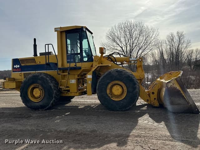Image of Komatsu WA450 equipment image 3