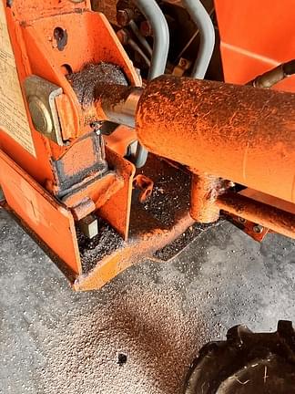 Image of Kubota B9200 equipment image 3