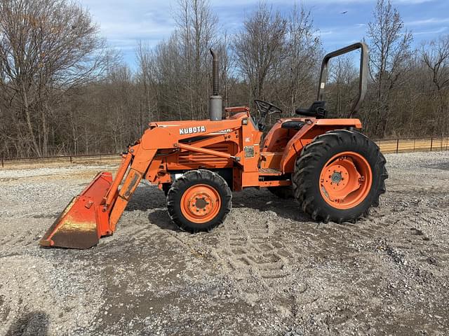 Image of Kubota L2550 equipment image 2