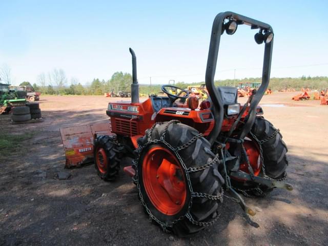 Image of Kubota L2550 equipment image 3