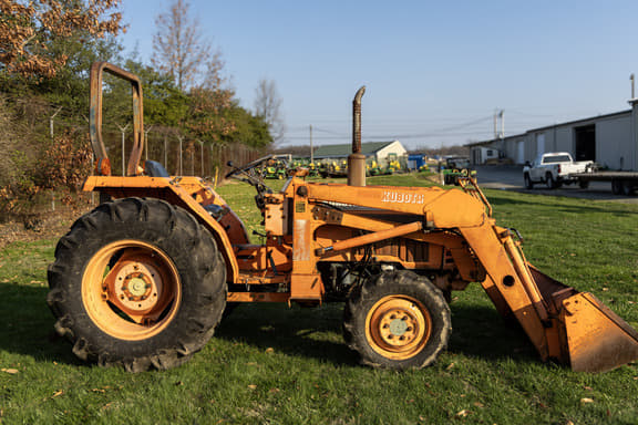 Image of Kubota L2850 equipment image 3