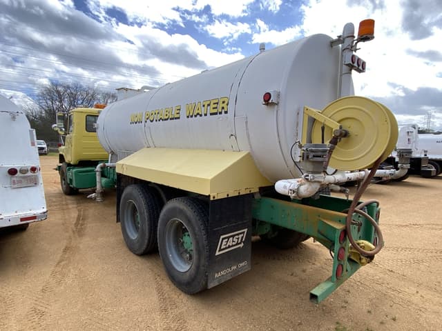 Image of Mack DM690S equipment image 1