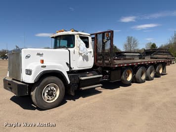 Main image Mack RW713
