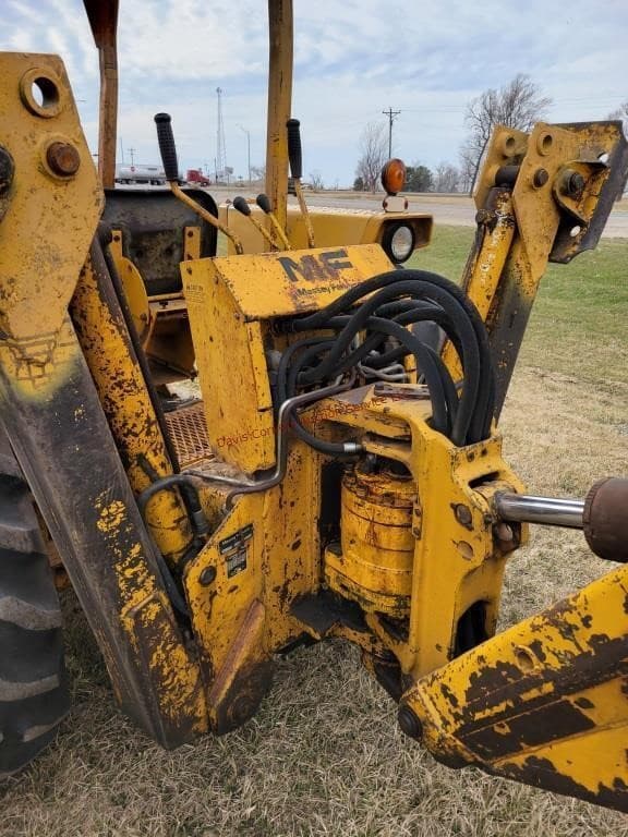 Image of Massey Ferguson MF34A equipment image 4
