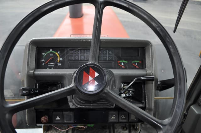 Image of Massey Ferguson 3650 equipment image 3