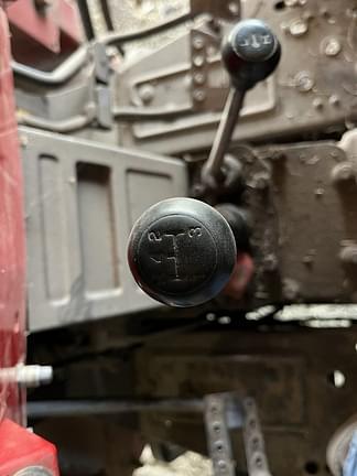 Image of Massey Ferguson 383 equipment image 4